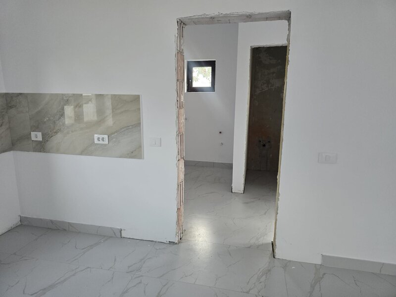 Sarata, Bacau, casa noua moderna de vanzare, confort, spatiu si liniste.