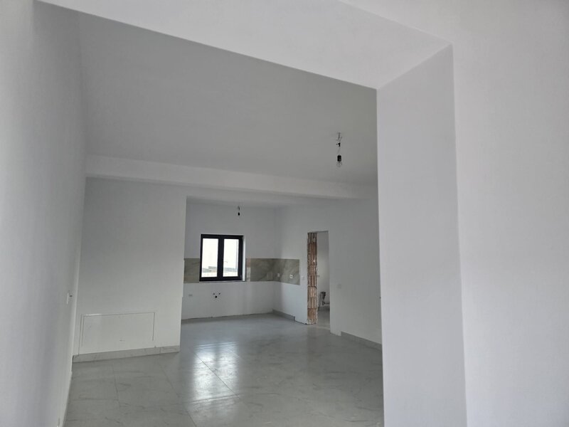 Sarata, Bacau, casa noua moderna de vanzare, confort, spatiu si liniste.